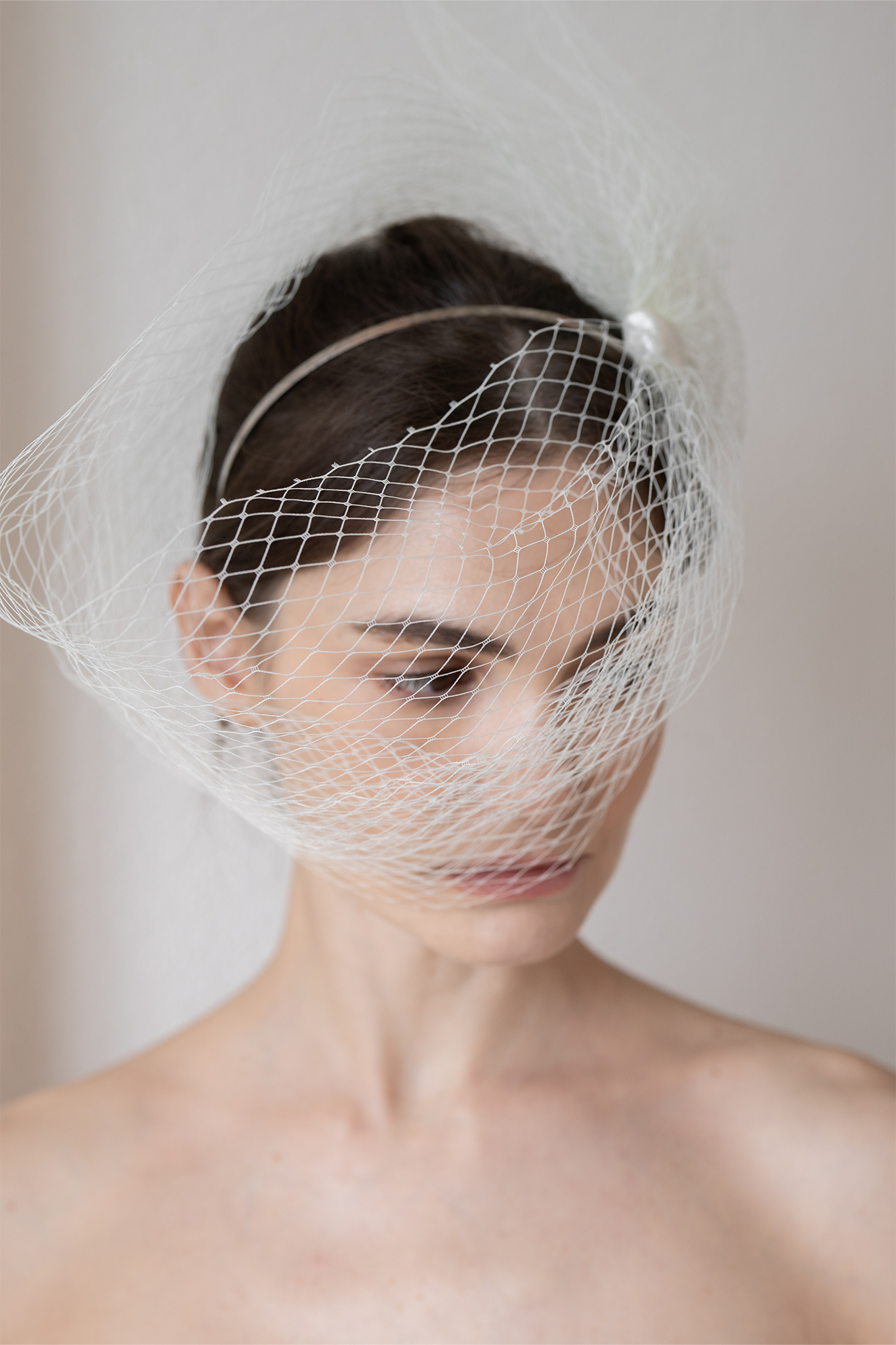 DESIGN 1 - BIRDCAGE BOW VEIL