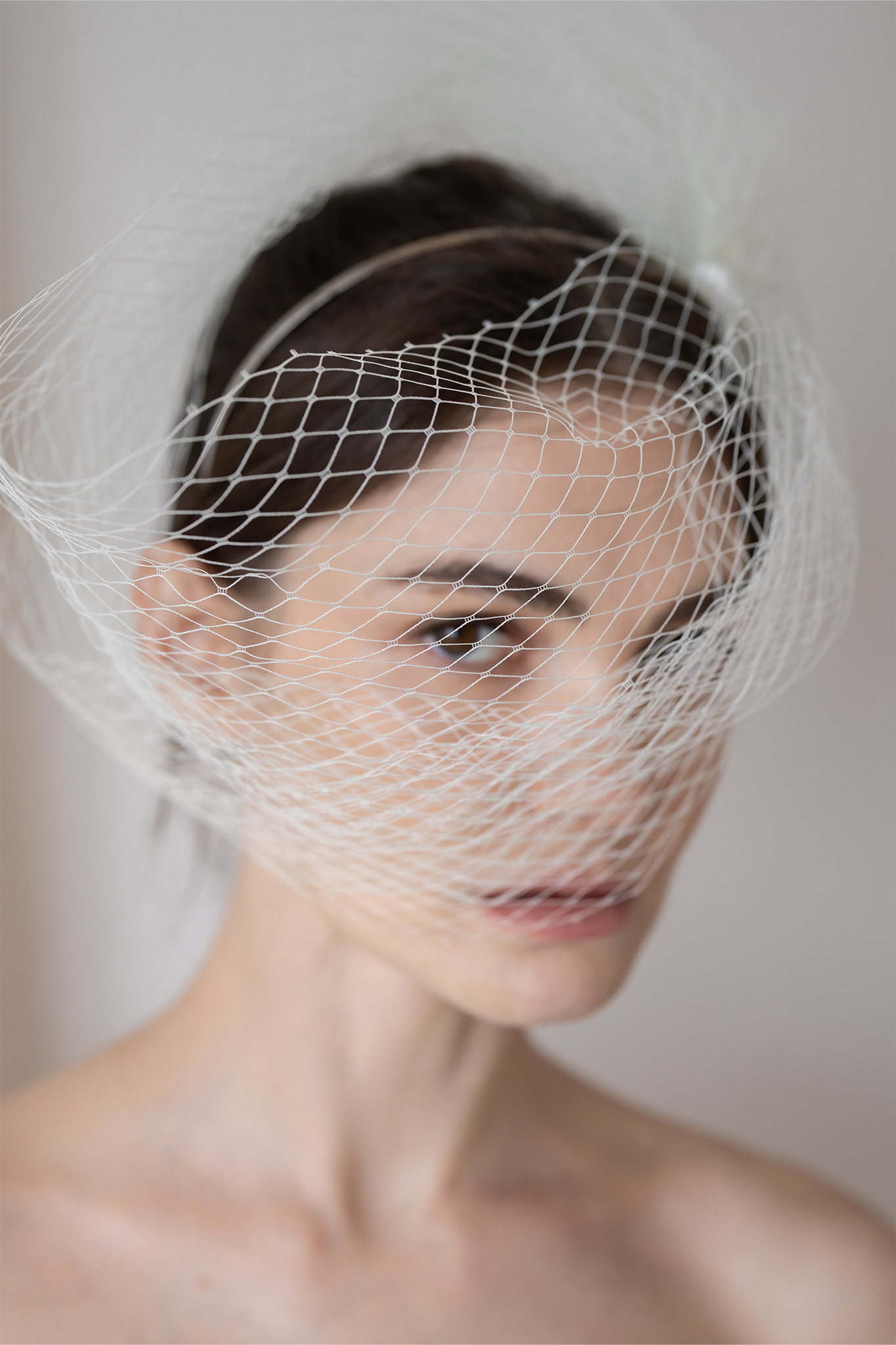 DESIGN 1 - BIRDCAGE BOW VEIL