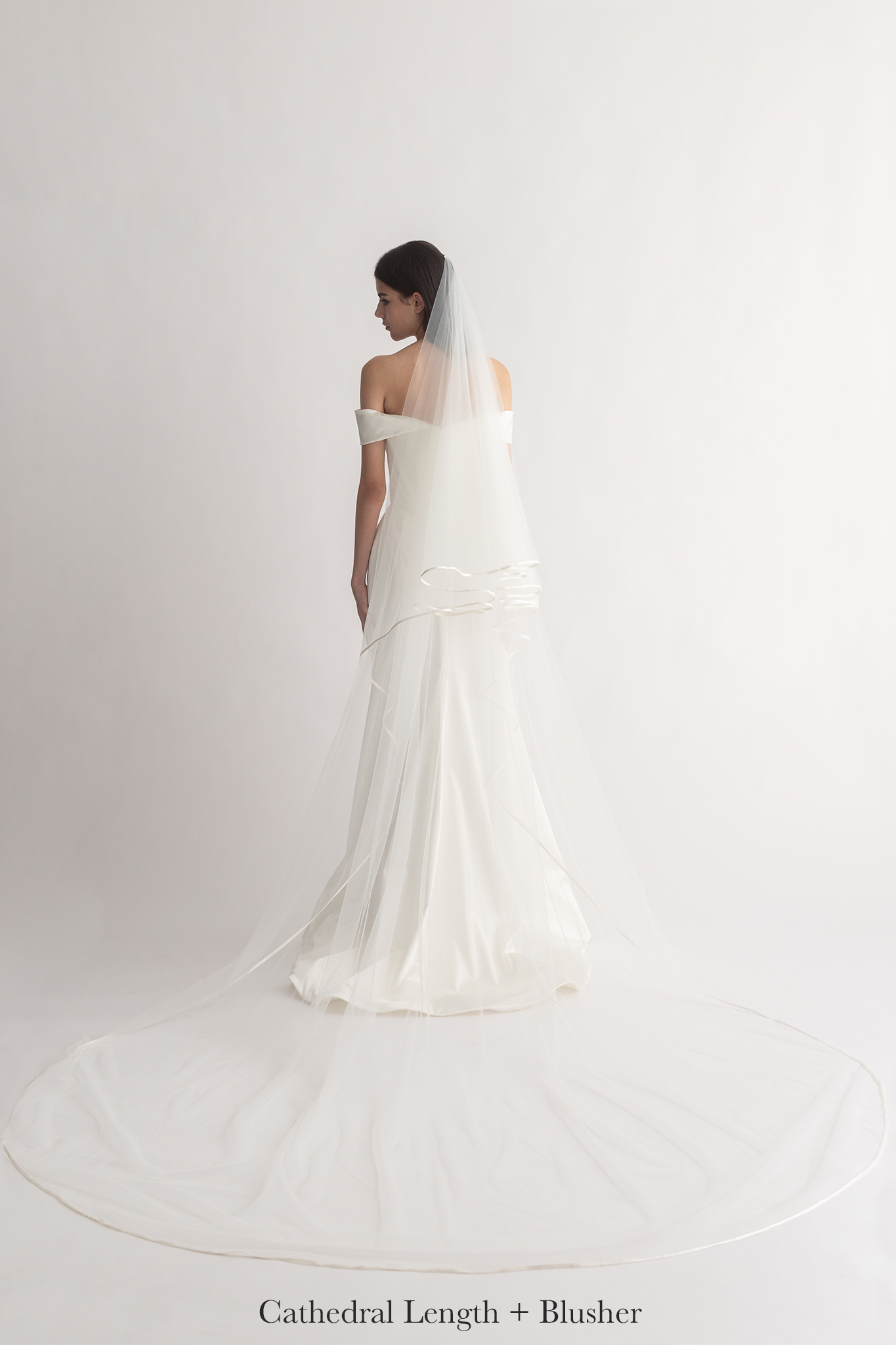 N4 - SATIN TRIM VEIL