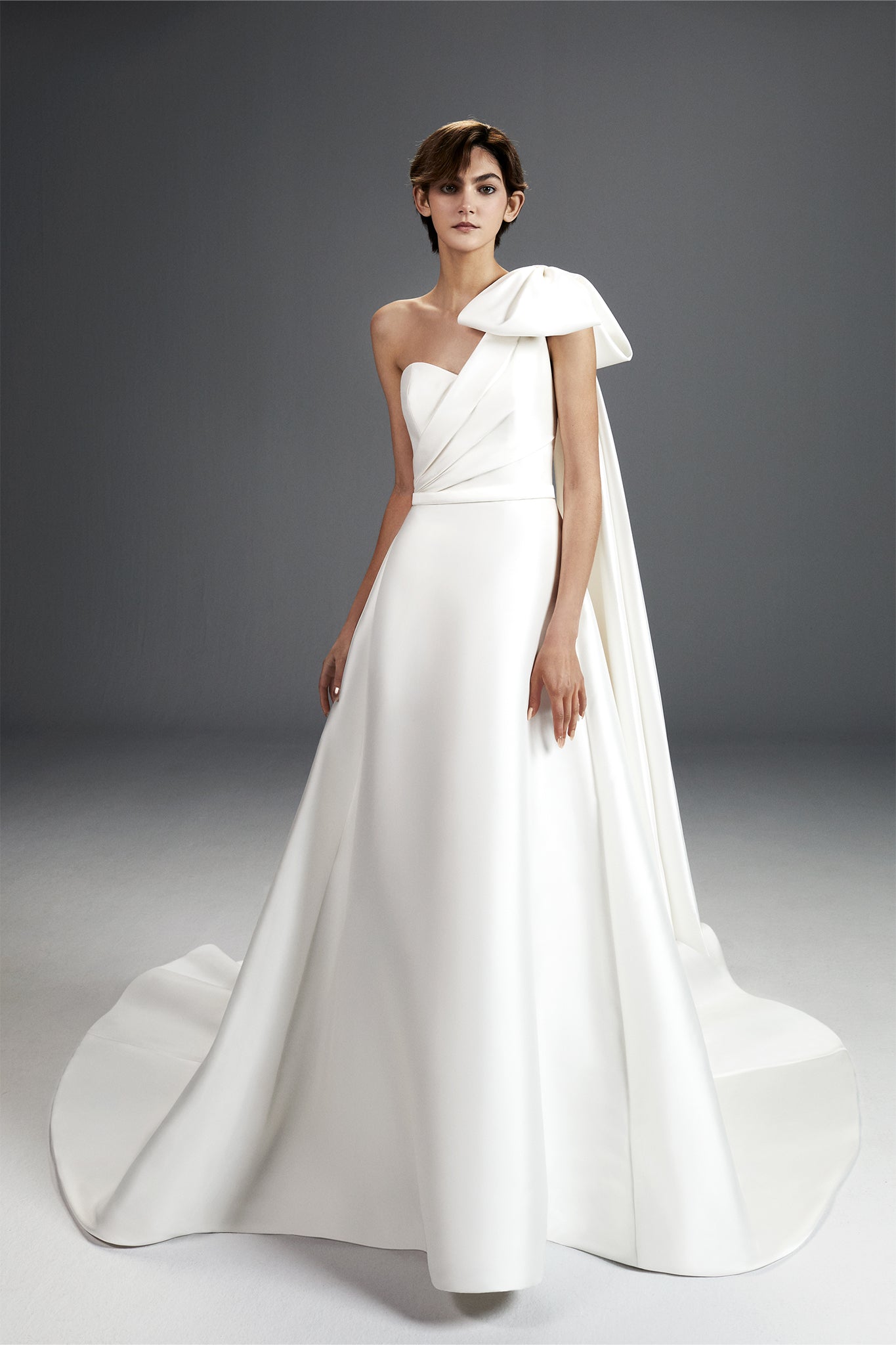 VIKTOR & ROLF - DREAMY SHOULDER BOW VRM379