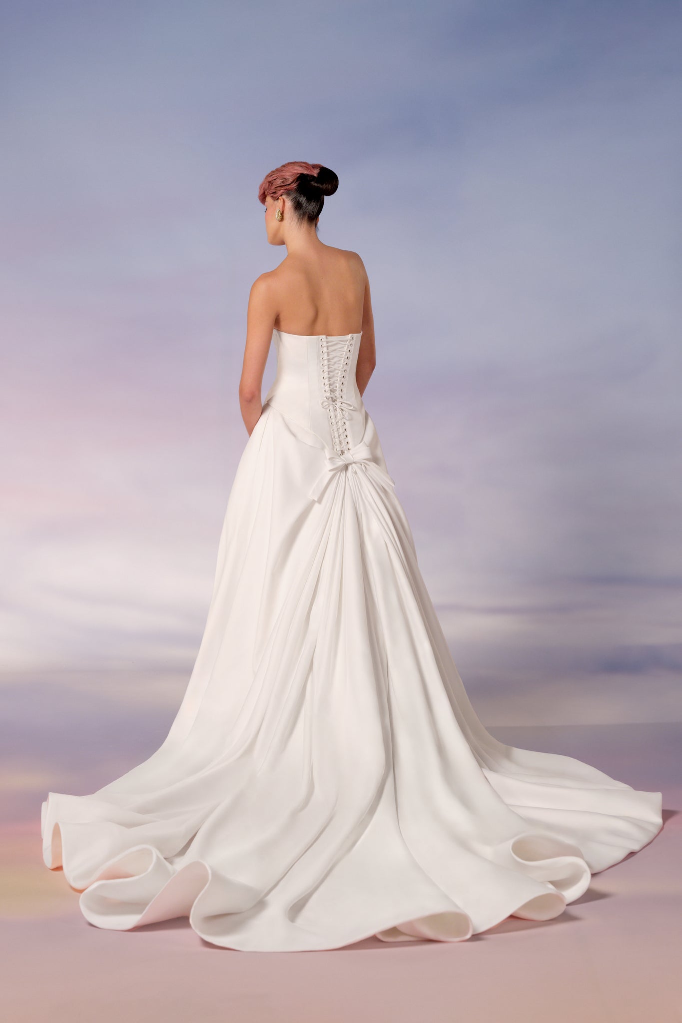 VIKTOR & ROLF - VRM494 THE QUEEN'S GOWN