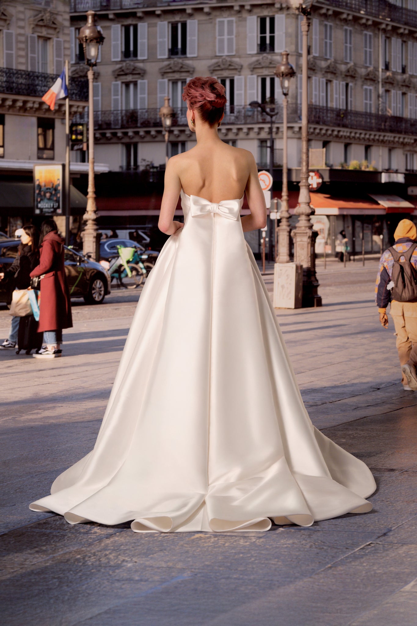 VIKTOR & ROLF - VRM498 SOPHISTICATED SWEETHEART GOWN