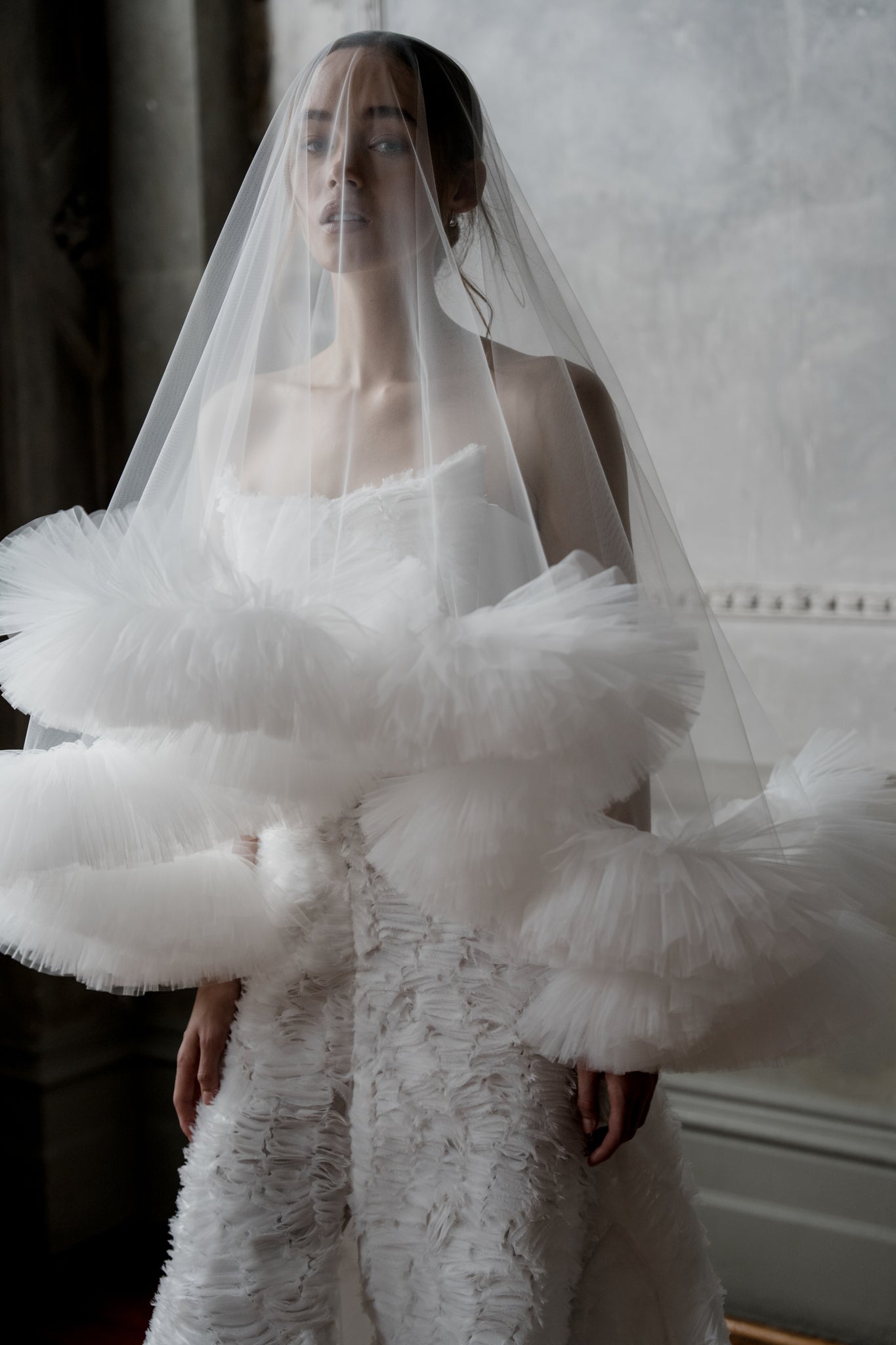 N17 - THE POM POM VEIL