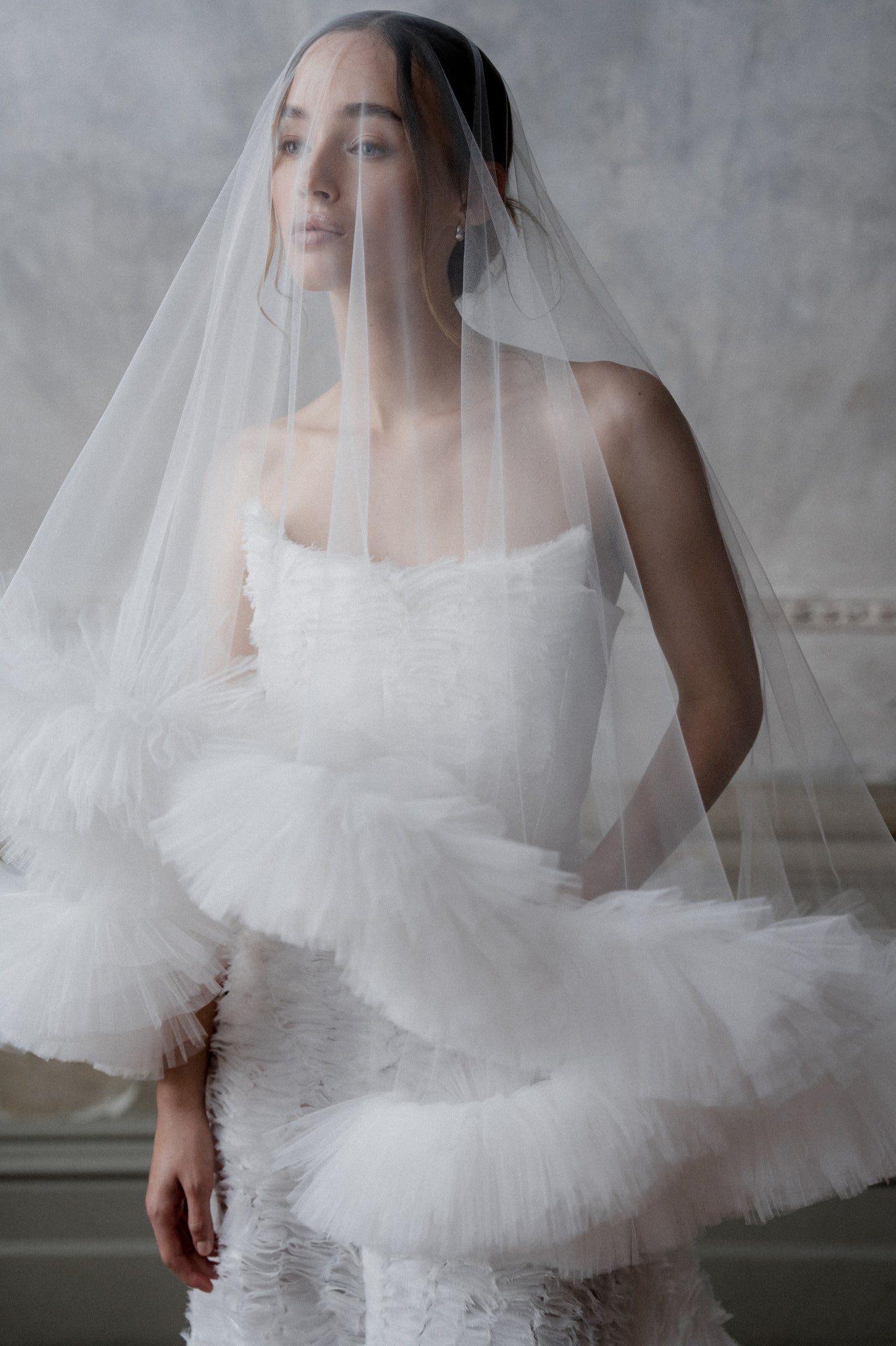 N17 - THE POM POM VEIL