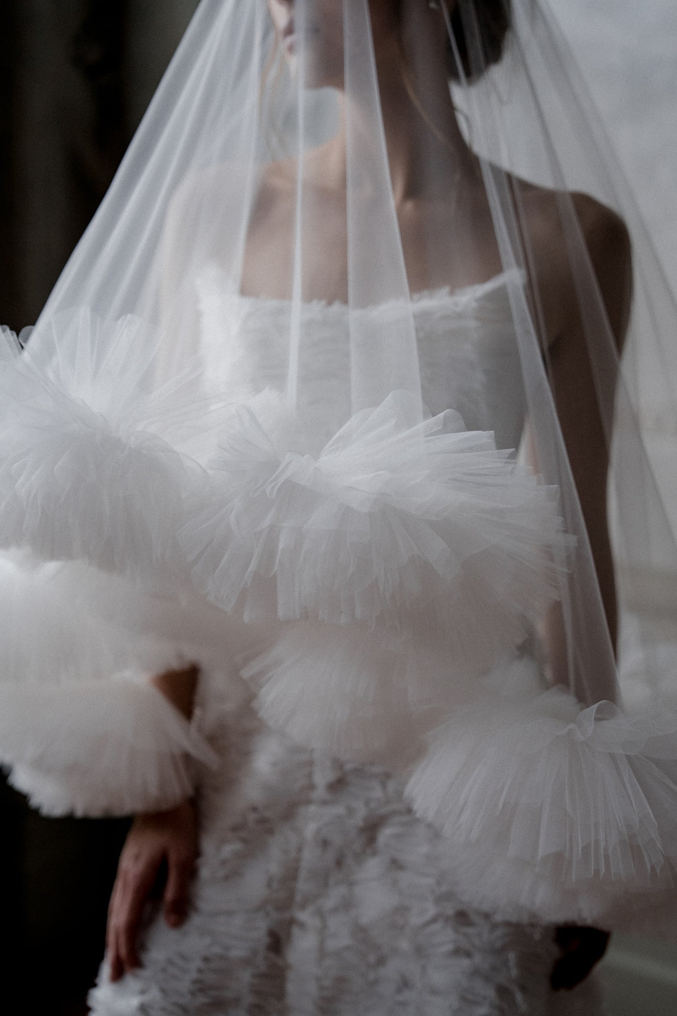 N17 - THE POM POM VEIL