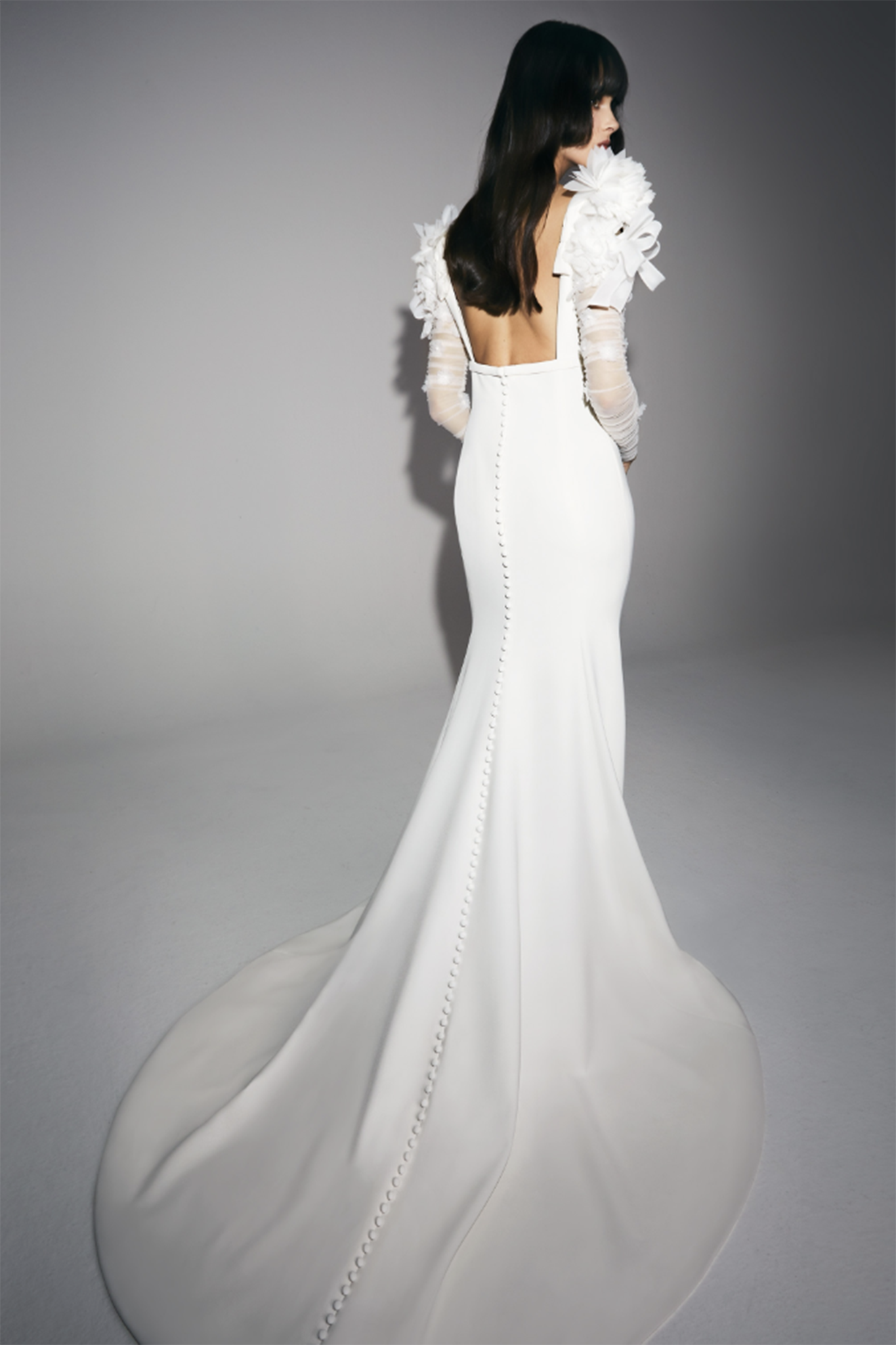 VIKTOR & ROLF - AIRY ABUNDANCE FANTAISIE MERMAID WITH DETACHABLE SLEEVES VRM335