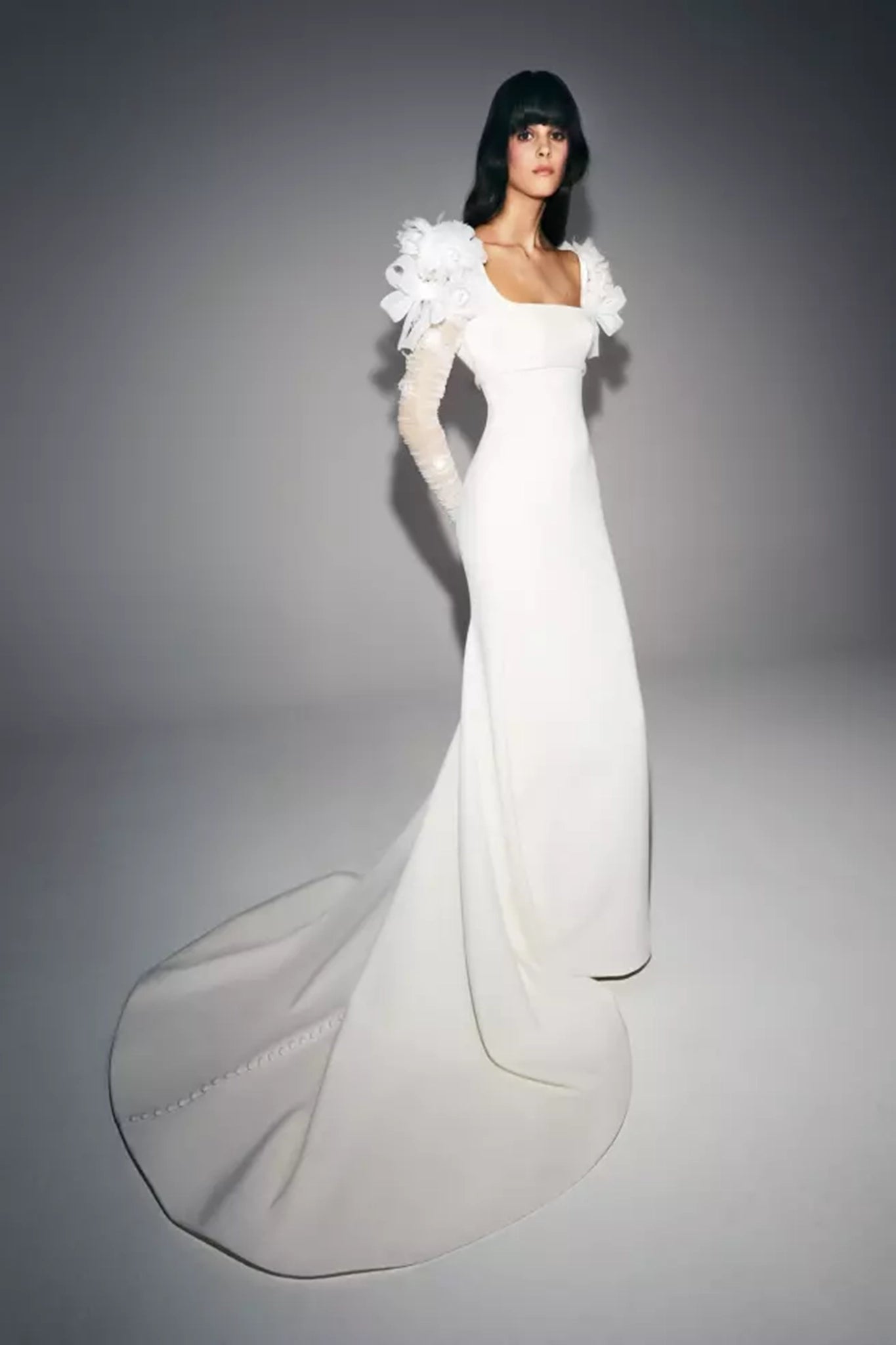 VIKTOR & ROLF - AIRY ABUNDANCE FANTAISIE MERMAID WITH DETACHABLE SLEEVES VRM335
